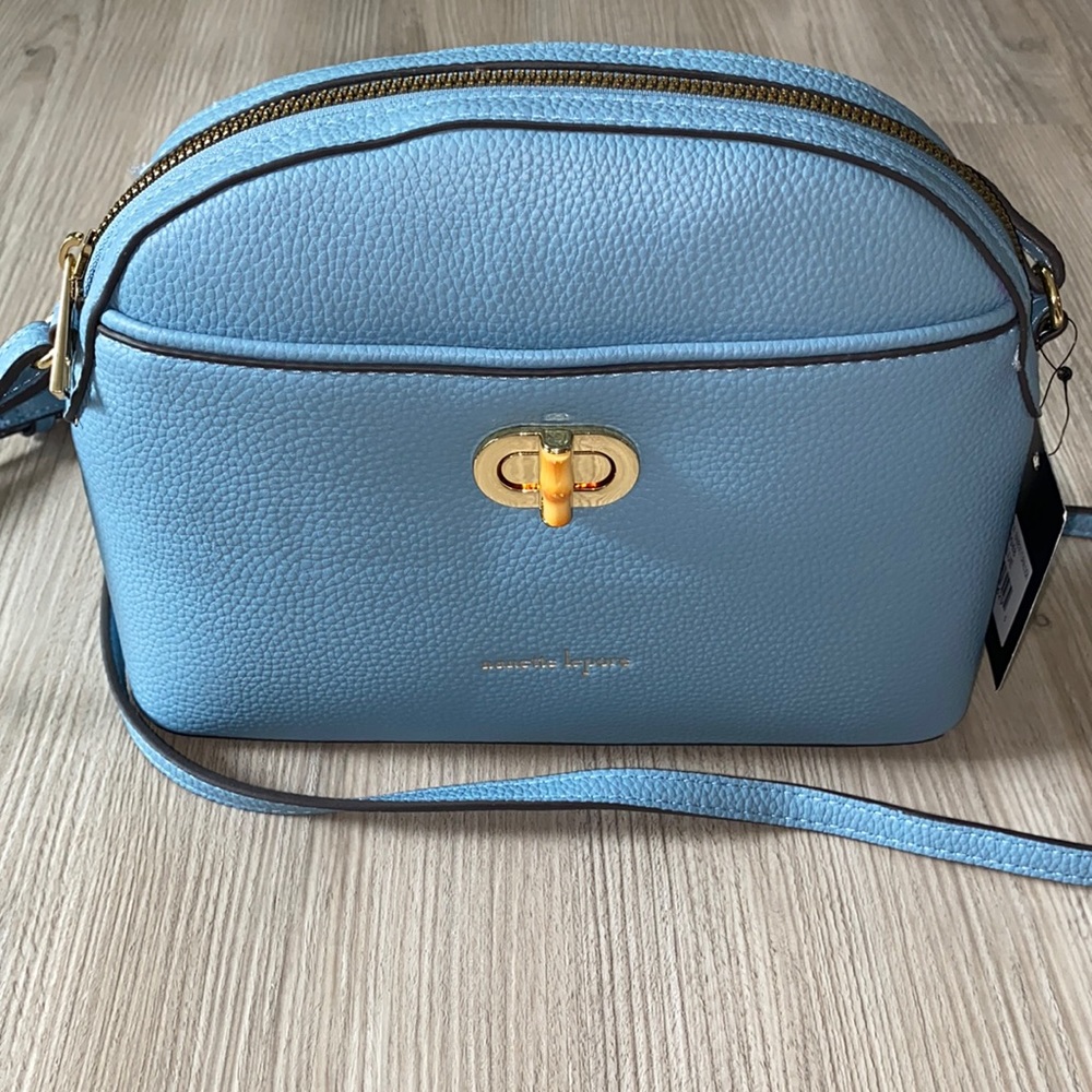 🩵NEW🩵 Nanette Lepore crossbody with bamboo turnlock